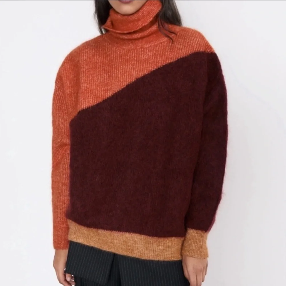 Zara Wool Blend Color Block Turtle Neck  Sweater for Fall